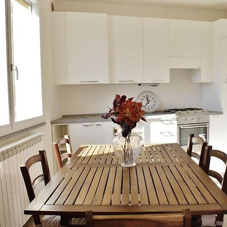 Villa Livia Специя Екстериор снимка