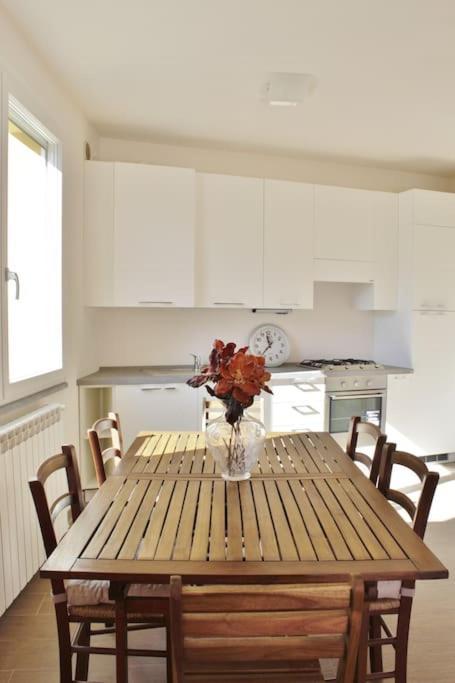 Villa Livia Специя Екстериор снимка